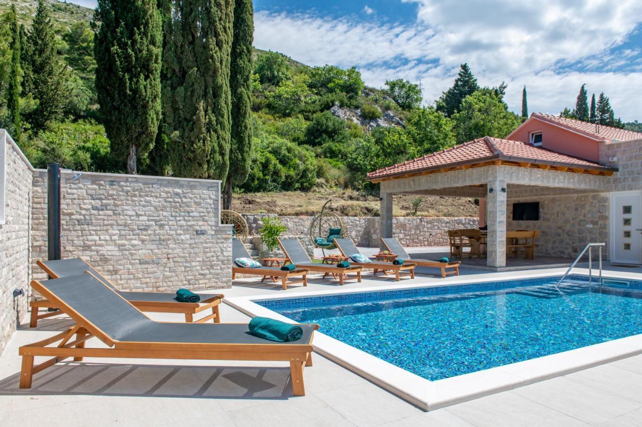 Villa Pajkan *