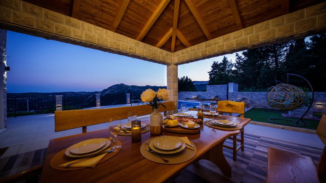 Pajkan Villa *